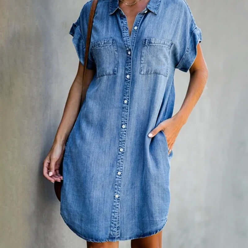 AD | Elegant denimklänning