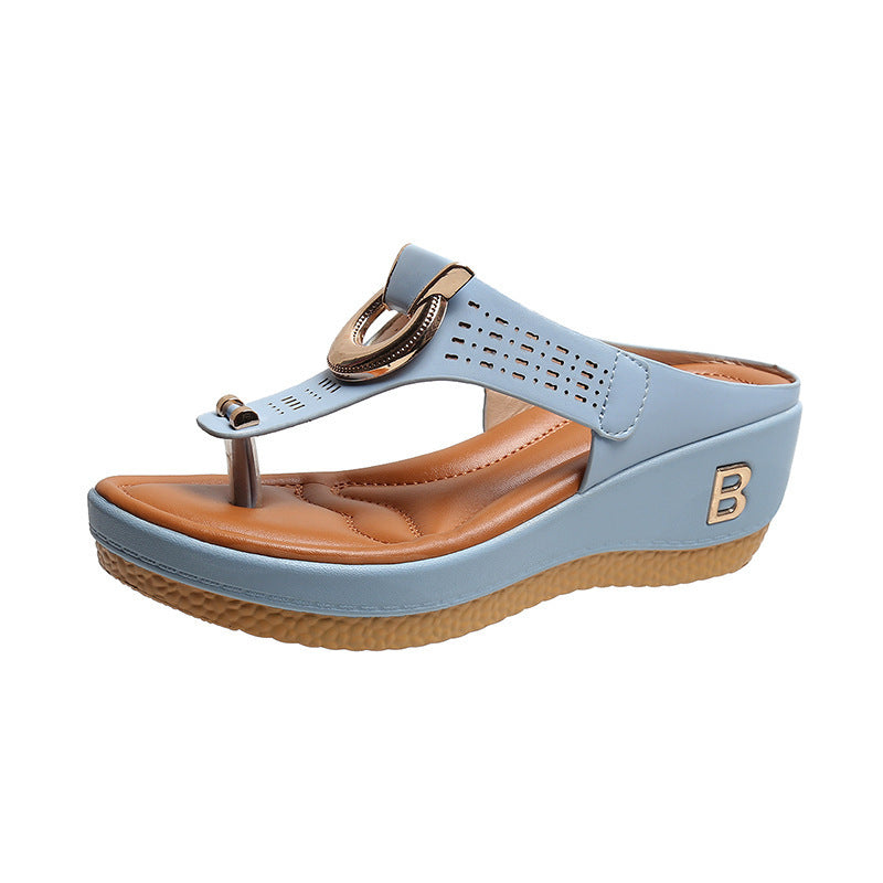 AD | - Sandaler med plattform i läder