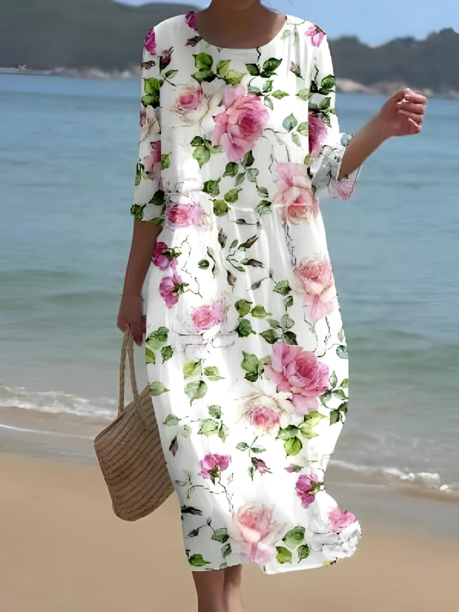 AD | Maxiklänning med blommigt mönster