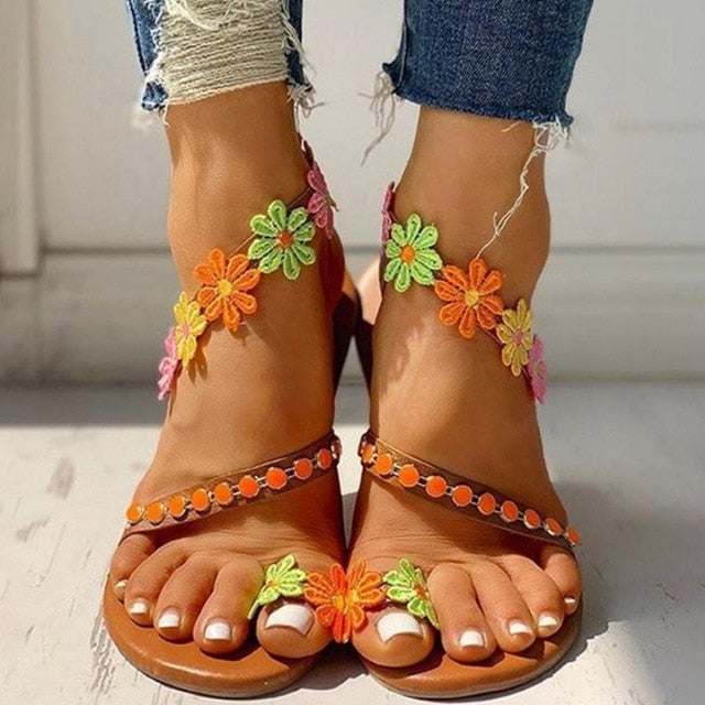 AD | Eleganta sandaler i spets