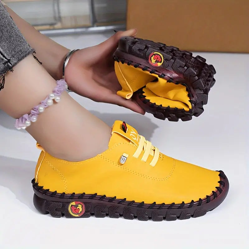 AD | ENFÄRGADE CASUAL SNEAKERS FÖR KVINNOR