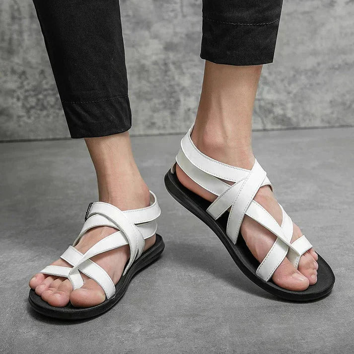 AD | Moderiktiga och minimalistiska allmänna sandaler