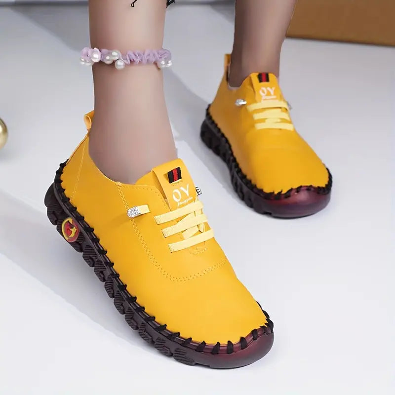 AD | ENFÄRGADE CASUAL SNEAKERS FÖR KVINNOR