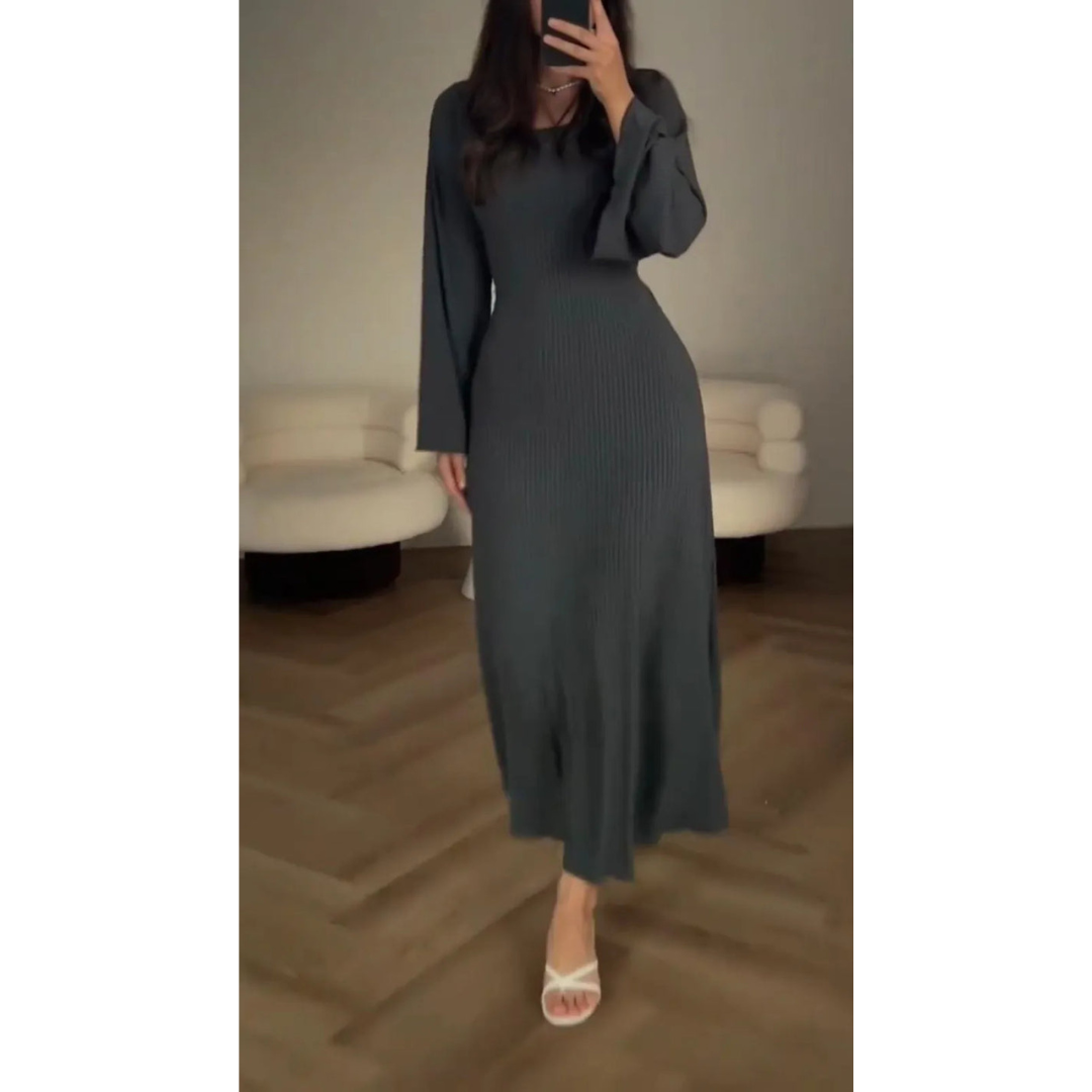 AD | Elegant ribbad maxiklänning