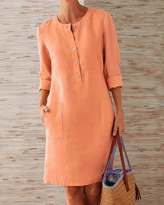AD | Elegant enfärgad klänning