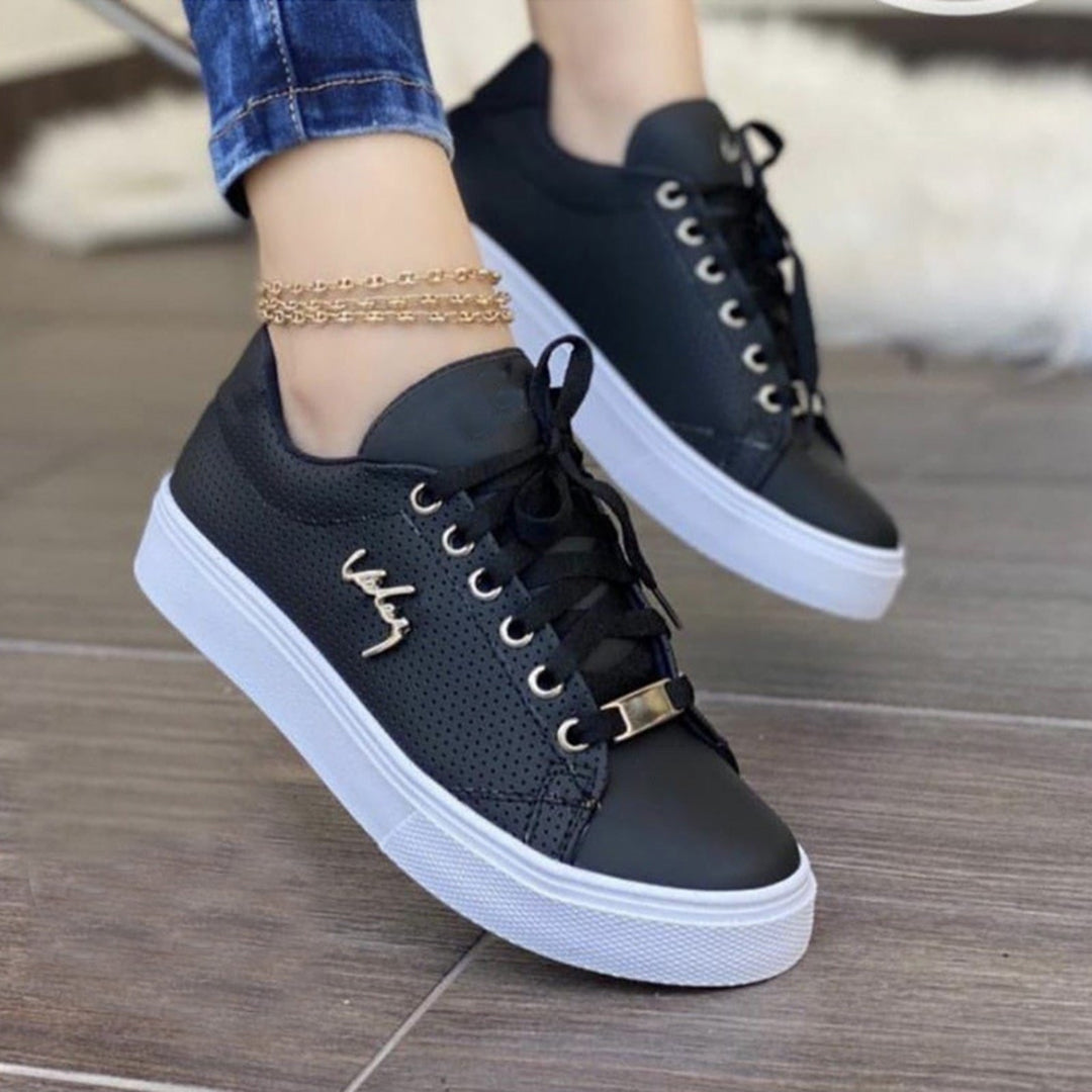 AD | Avslappnade och snygga allmänna sneakers