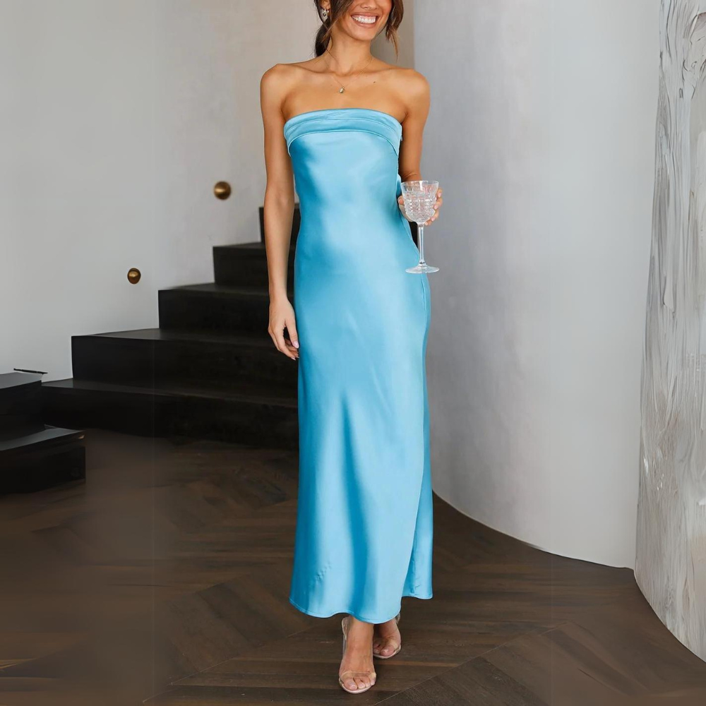 AD | Elegant klänning i satin