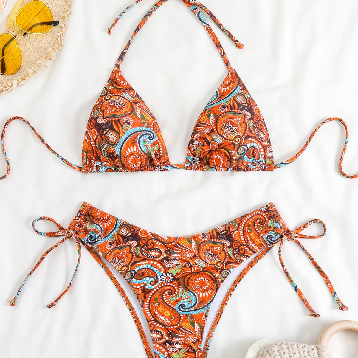 Trendig och tidlös Bikini