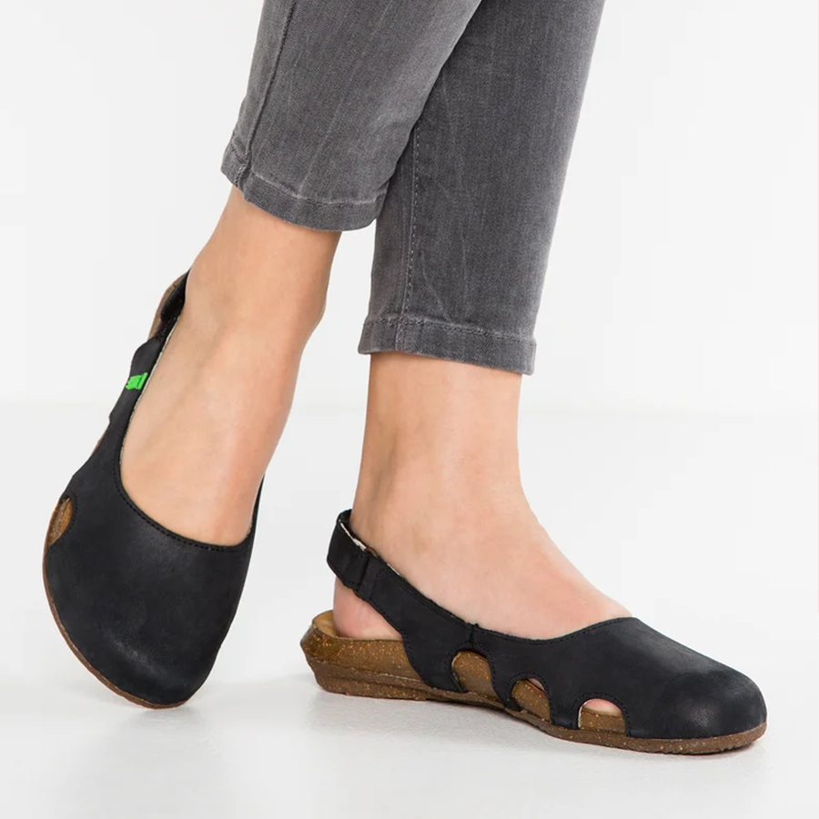 AD | Sandaler med remmar med sling-back