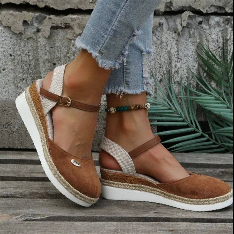 AD | Wedge-sandaler med stängd tådel