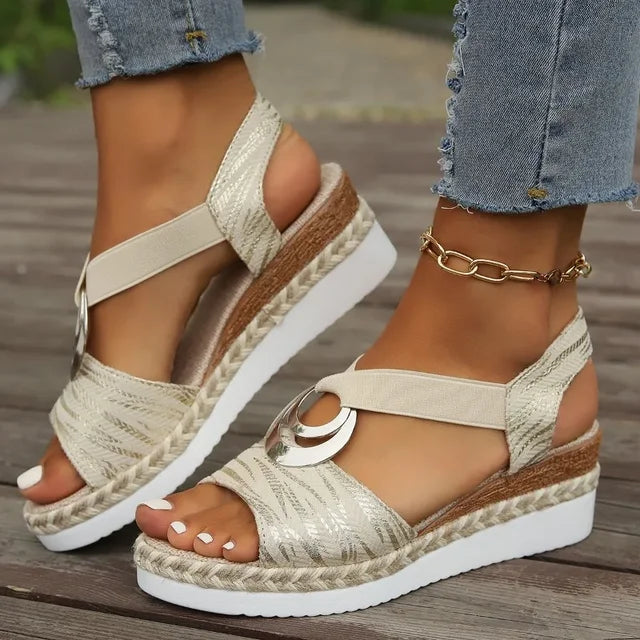 AD | Sandaler med kilklack