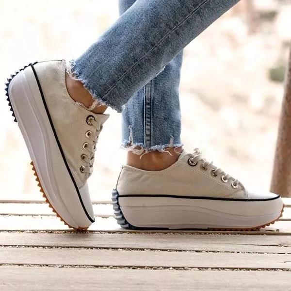 AD | Eleganta sneakers med plattform