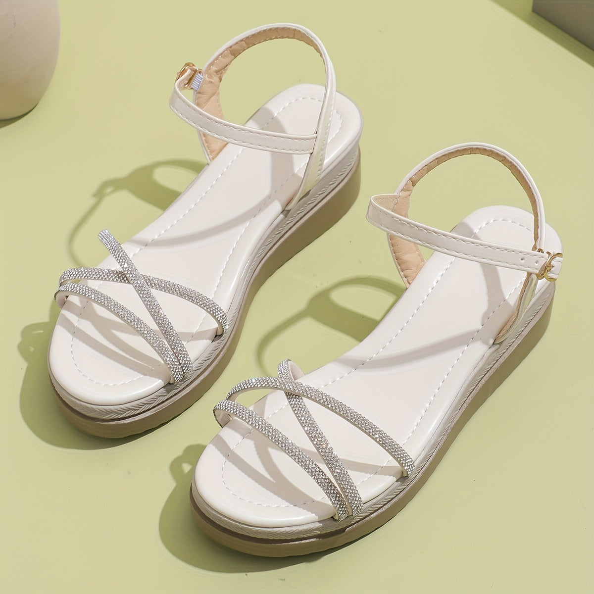 AD | Tidlösa och eleganta sandaler