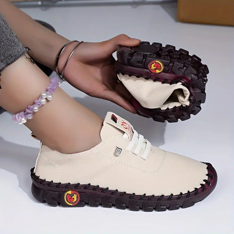 AD | ENFÄRGADE CASUAL SNEAKERS FÖR KVINNOR