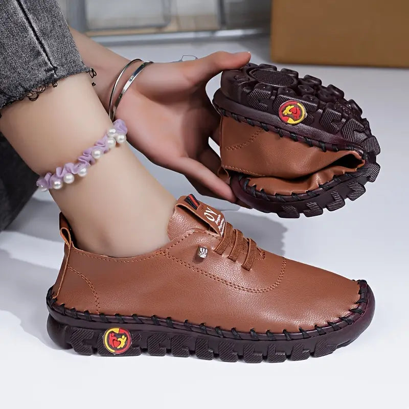 AD | ENFÄRGADE CASUAL SNEAKERS FÖR KVINNOR