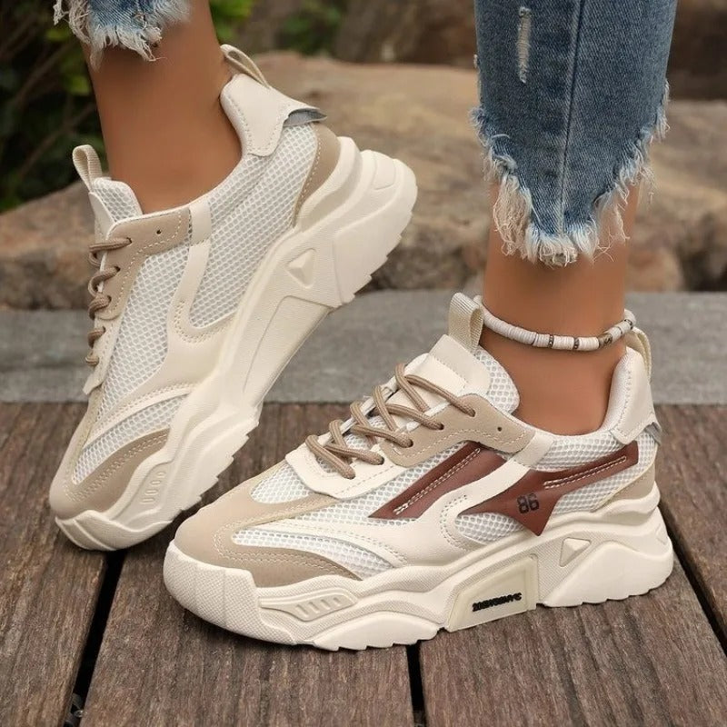 AD | Fashionabla halkfria lättvikts sneakers med plattform