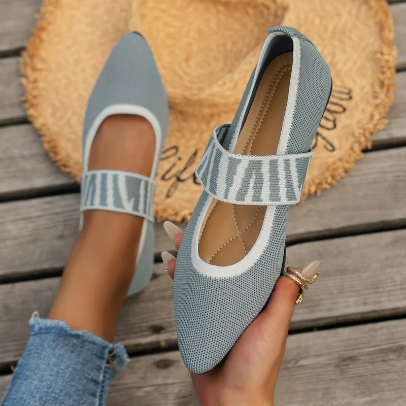 AD | Elegant avsmalnande flats med rutigt band