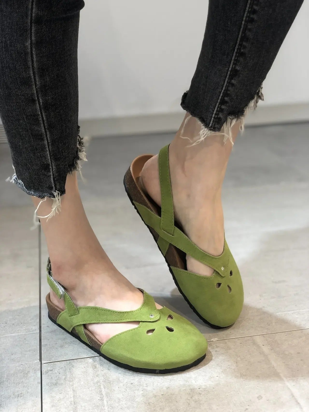 AD | Sandaler med remmar med sling-back