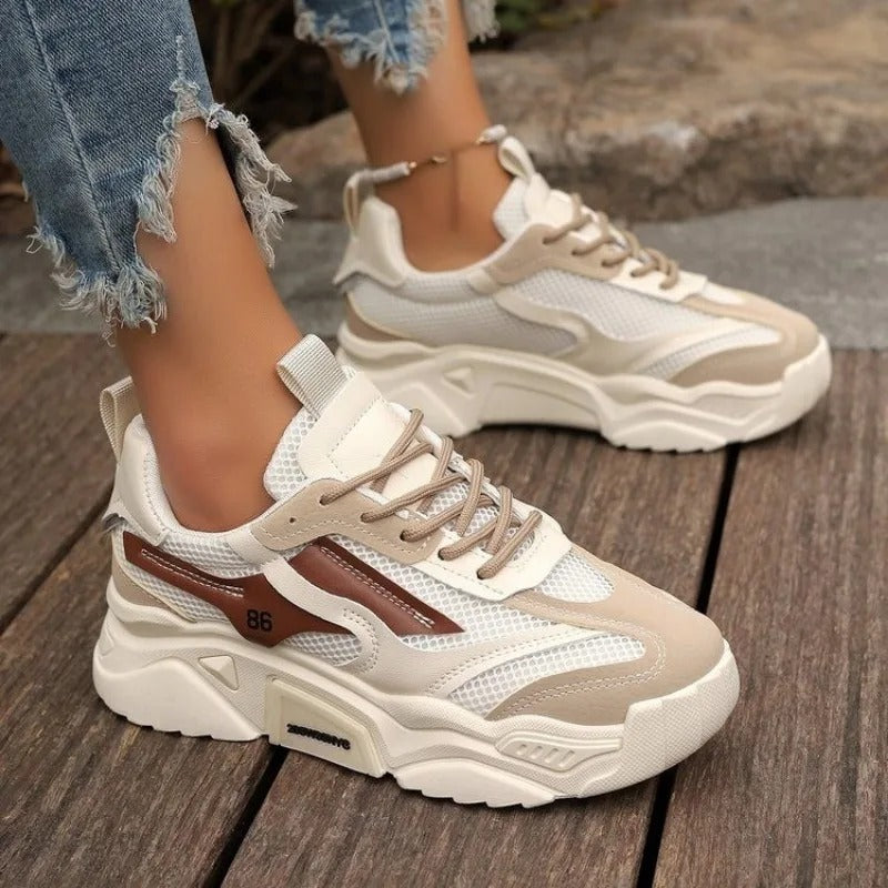 AD | Fashionabla halkfria lättvikts sneakers med plattform