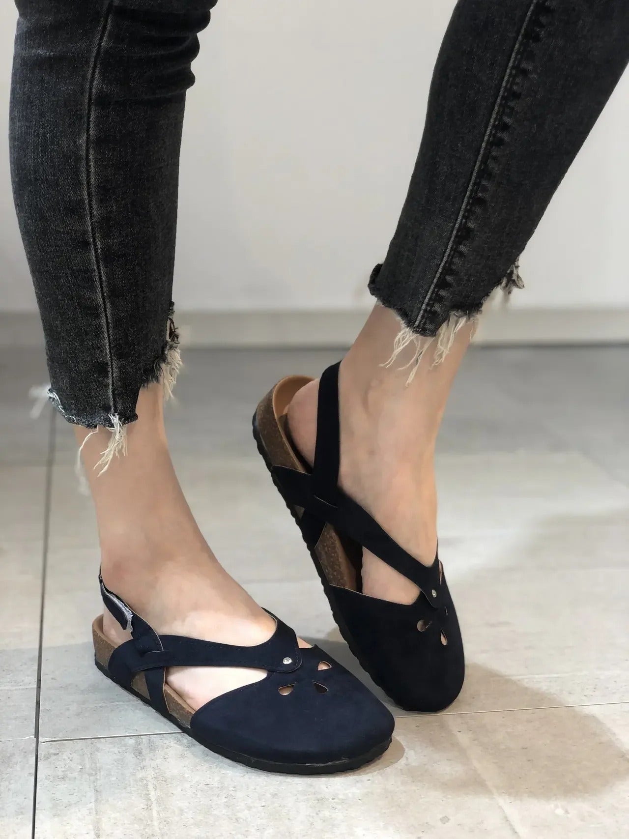 AD | Sandaler med remmar med sling-back