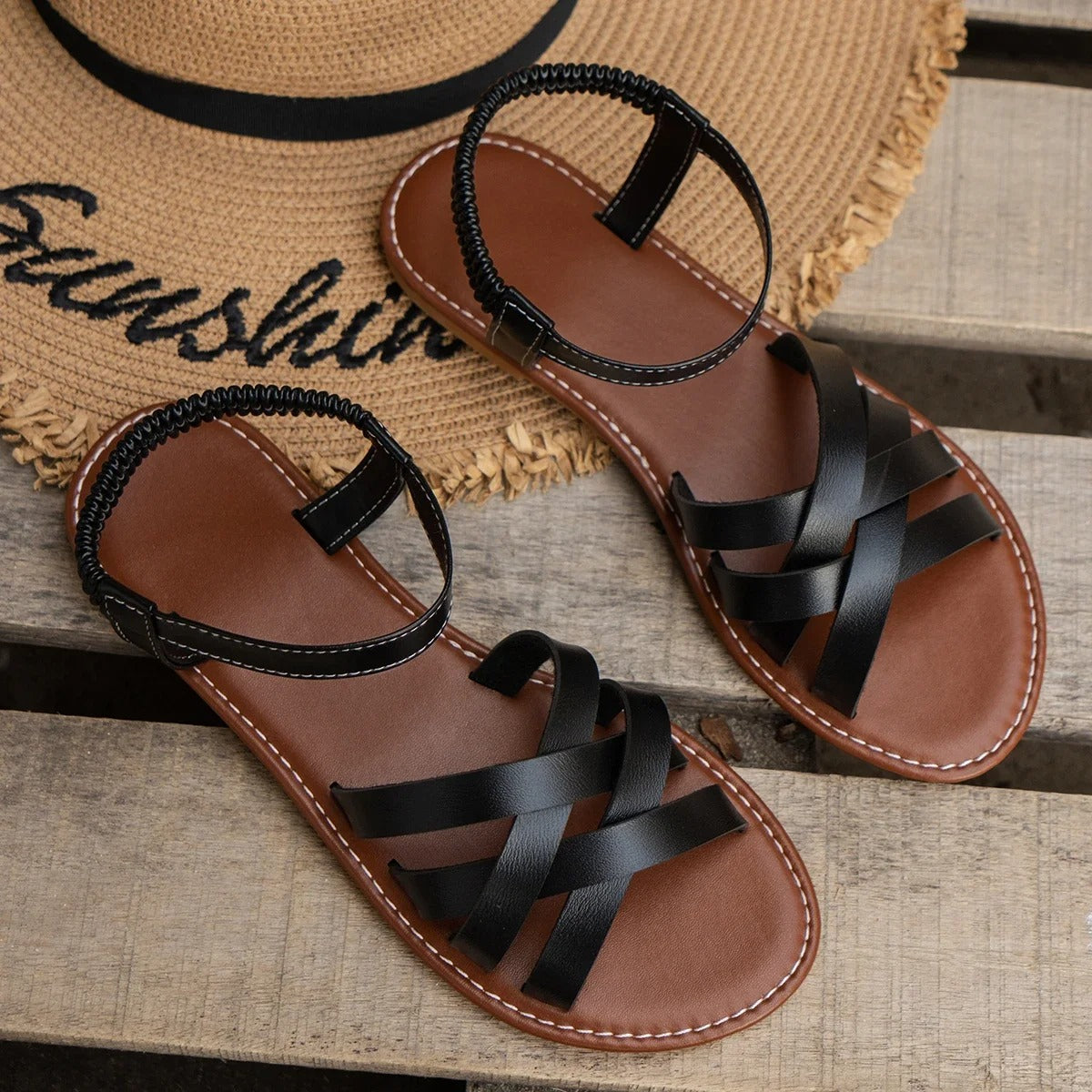 AD | Platta sandaler med halksäker gummisula och rem