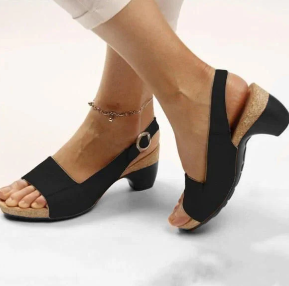 AD | Öppna sandaler med slingback och blockklack
