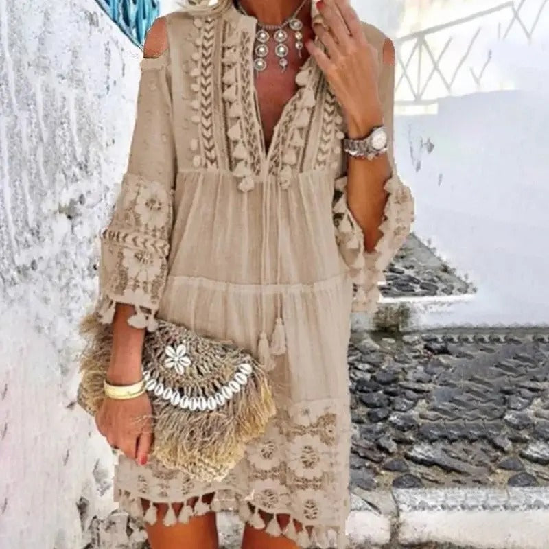 AD | Miniklänning i Boho-spets
