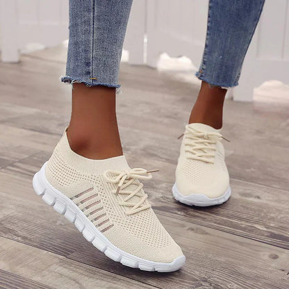 AD | CHIC SNEAKERS I MESH