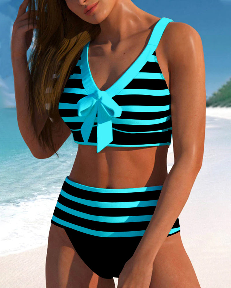 AD | Elegant färgglad sommarbikini