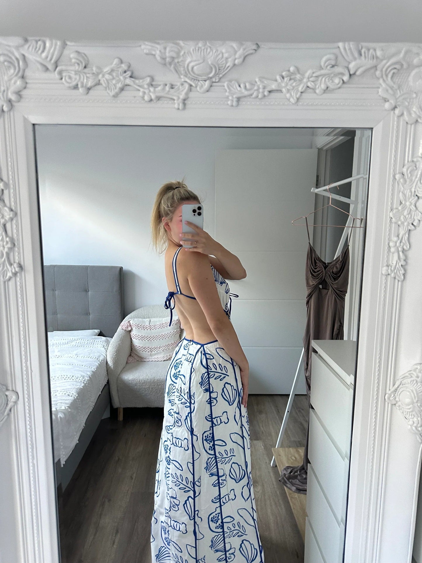 AD | Elegant långklänning