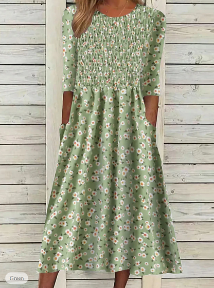 AD | Avslappnad vårklänning med blommigt tryck