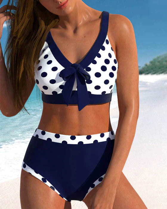 AD | Bikinis med hög midja, patchwork och prickar