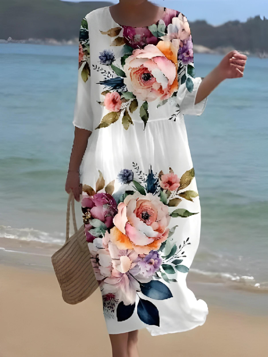 AD | Maxiklänning med blommigt mönster