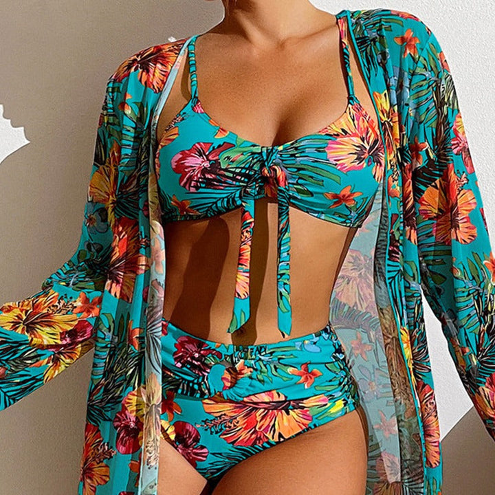 AD | 3-delad blommig bikini med överdragsbyxa
