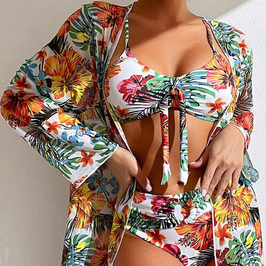 AD | 3-delad blommig bikini med överdragsbyxa