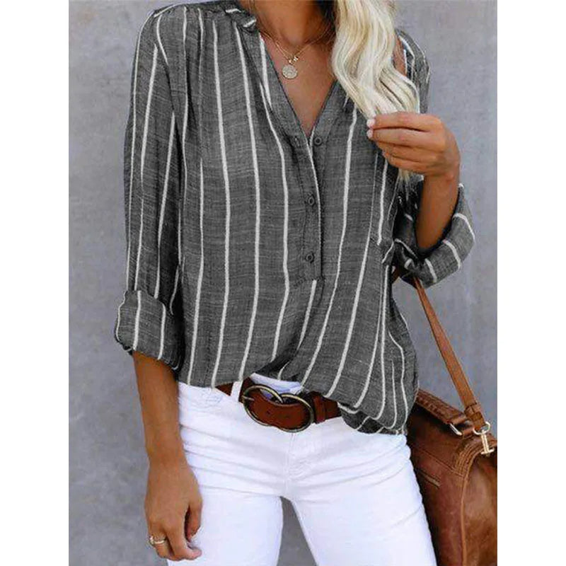 AD | Vintage och randig blus med knappar