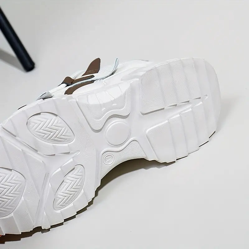 AD | GEOMETRISKA ANDNINGSBARA SNEAKERS