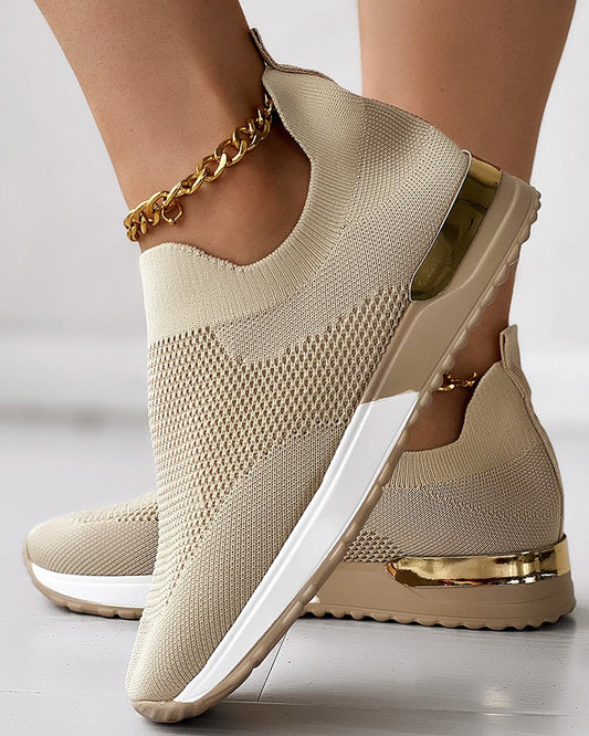 AD | Avslappnade och bekväma slip-on-sneakers