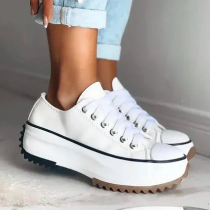 AD | Moderiktiga sneakers med plattform