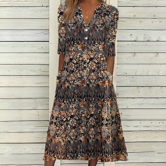 AD | Klänning med blommigt tryck i vintagestil