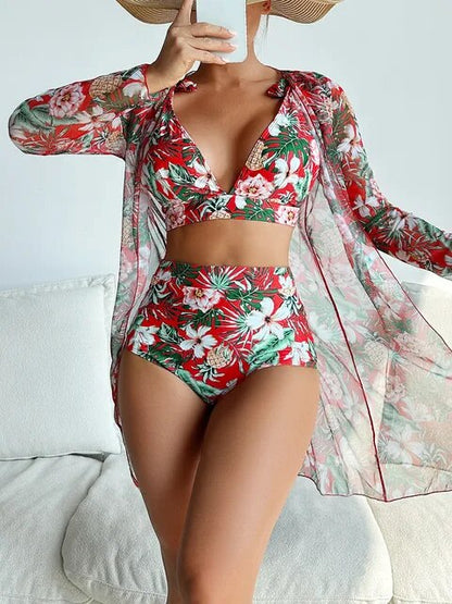 AD | Sexig bikini med blommigt mönster och överdrag