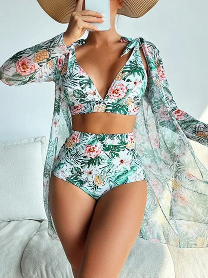 AD | Sexig bikini med blommigt mönster och överdrag