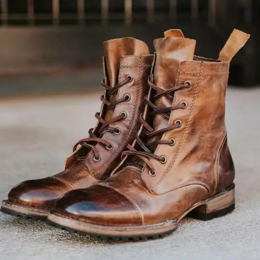 AD | Klassiska robusta vintage snörkängor i läder