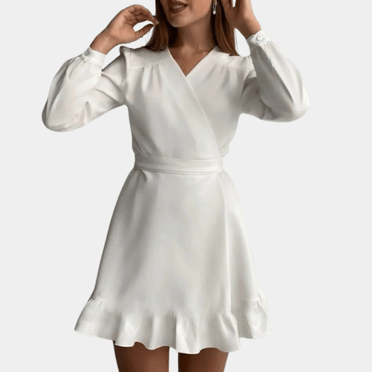 AD | Tidlös och elegant vinterklänning