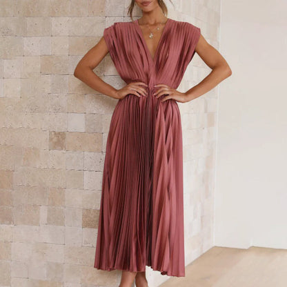 AD | Marilla Moderiktig och minimalistisk sommarklänning