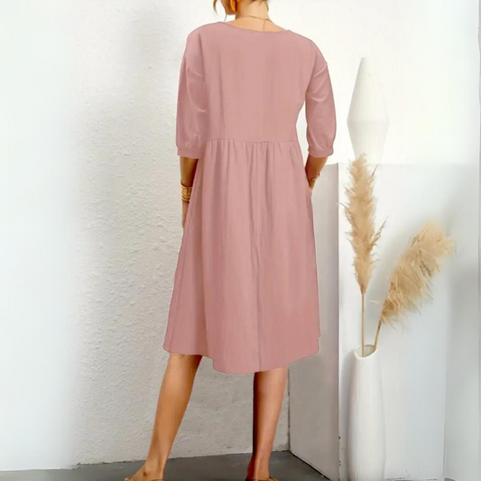 AD | Elegant klänning med lanterninärmar
