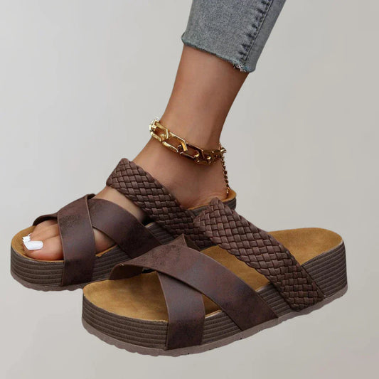 AD | Moderna och trendiga allmänna sandaler