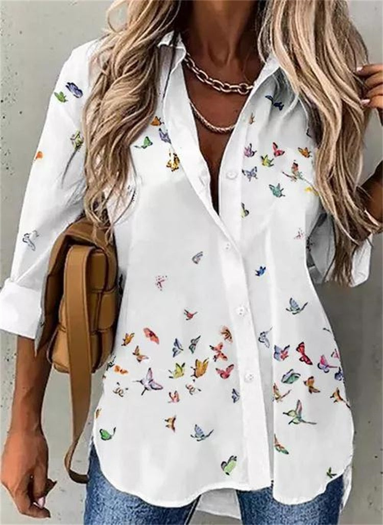 AD | Snygg blus med fjärilsmönster