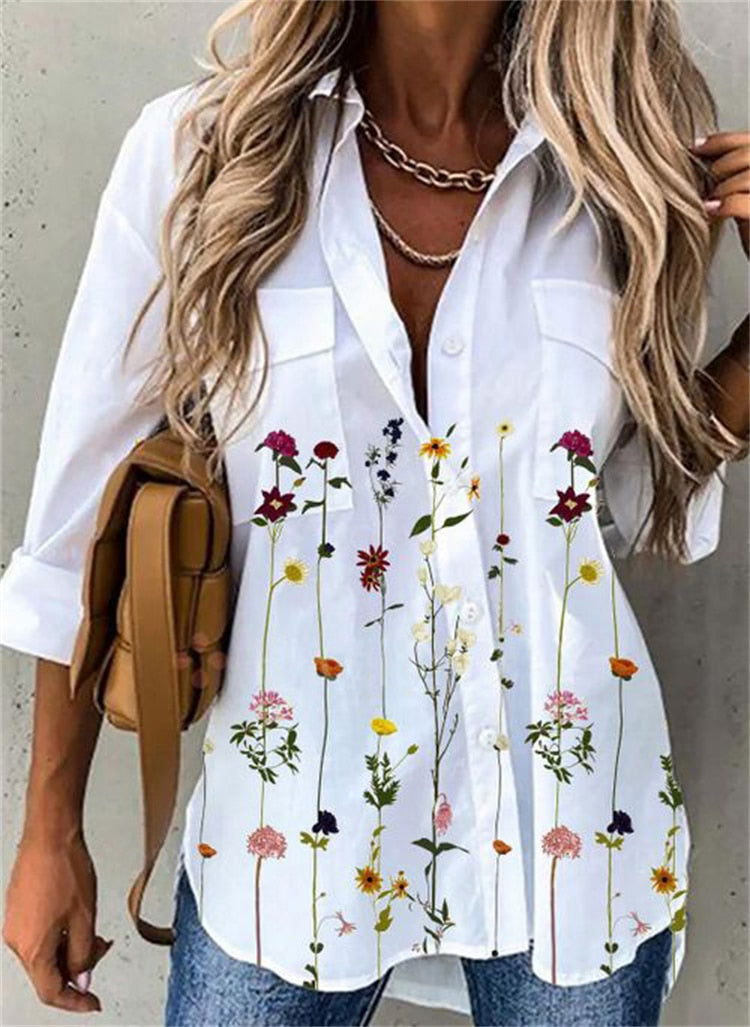 AD | Snygg blus med fjärilsmönster