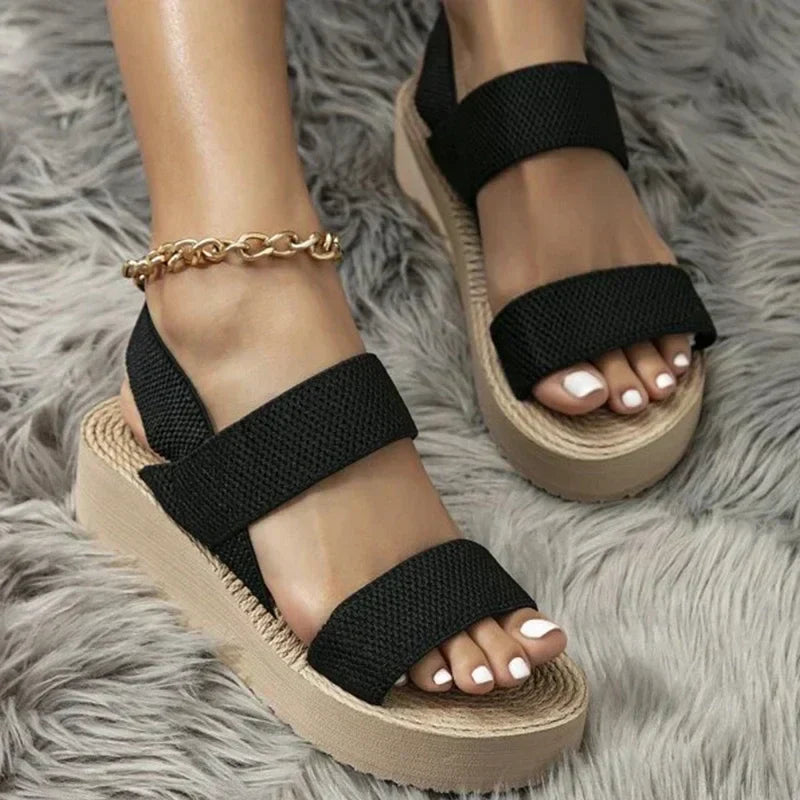 AD | | Eleganta sandaler med kilklack för ultimat komfort